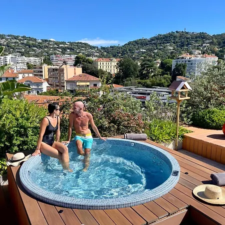 Best Western Le Patio des Artistes Wellness Jacuzzi